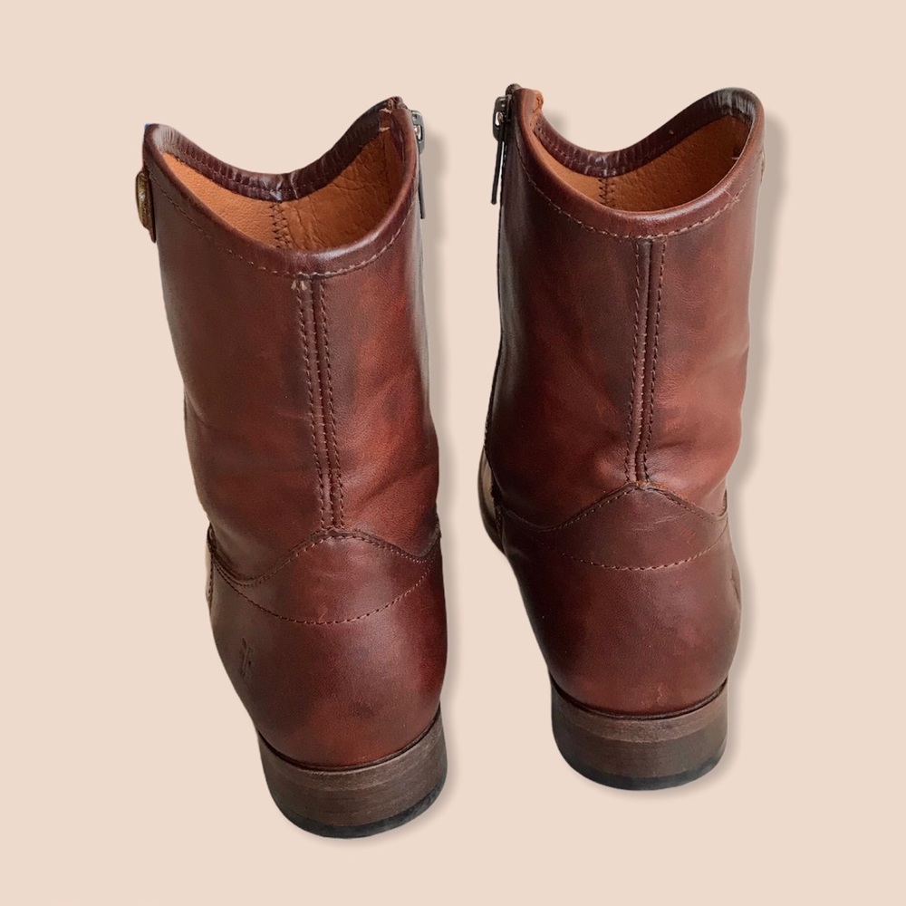 Frye Melissa Button 2 Short Leather Ankle Booties - Picture 11 of 16